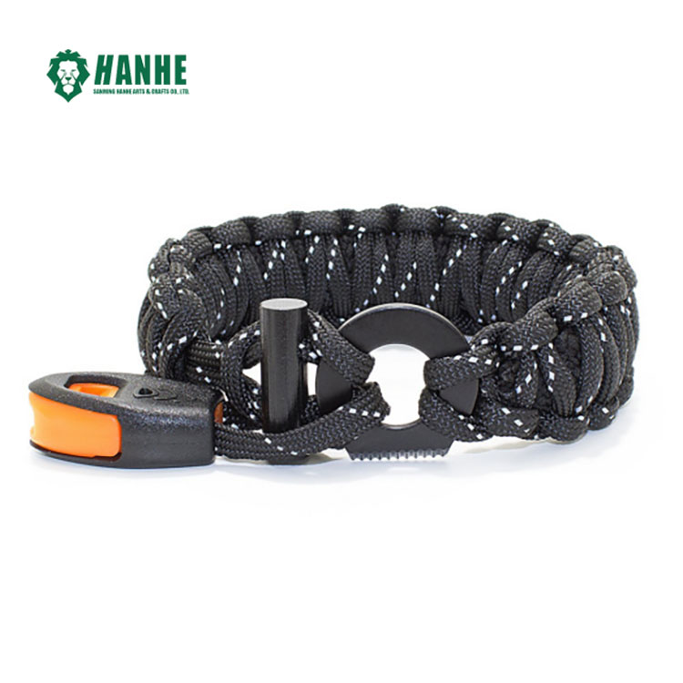reflective-paracord3_342920 (1).jpg