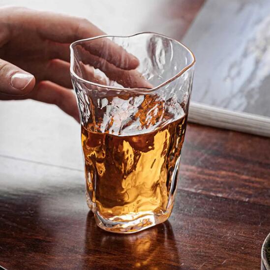 The Cultural and Practical Appeal of Japanese Heterosexual Glass Water Cups