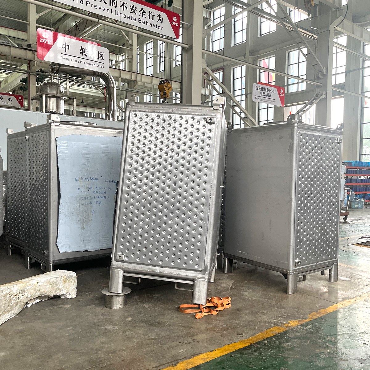 Top IBC Tank Solutions for Safe and Efficient Liquid Storage